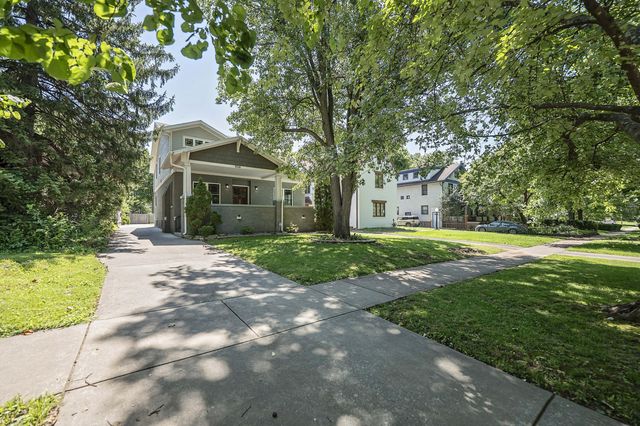 936 S Weller Avenue, Springfield, MO 65802