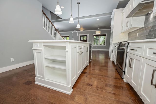 936 S Weller Avenue, Springfield, MO 65802