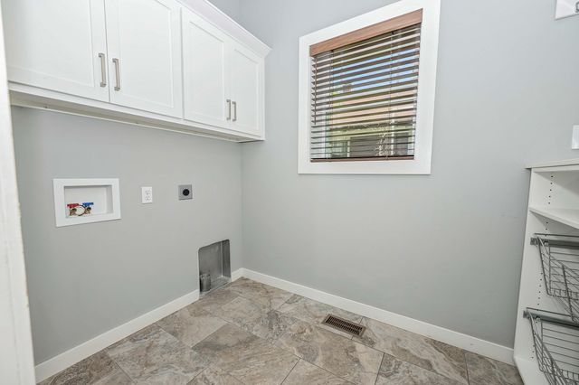 936 S Weller Avenue, Springfield, MO 65802