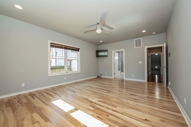 936 S Weller Avenue, Springfield, MO 65802