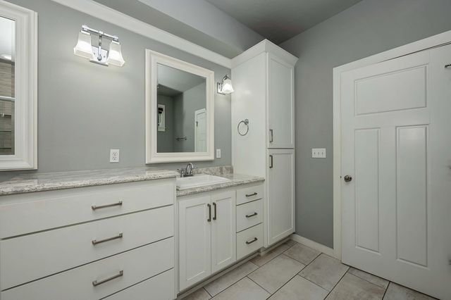 936 S Weller Avenue, Springfield, MO 65802