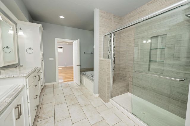 936 S Weller Avenue, Springfield, MO 65802