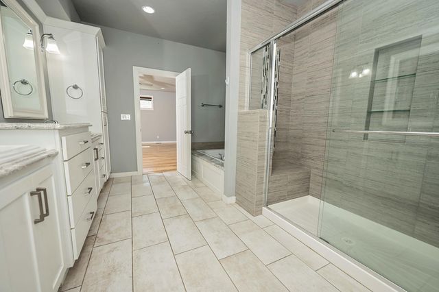 936 S Weller Avenue, Springfield, MO 65802