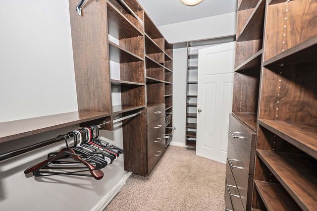 936 S Weller Avenue, Springfield, MO 65802