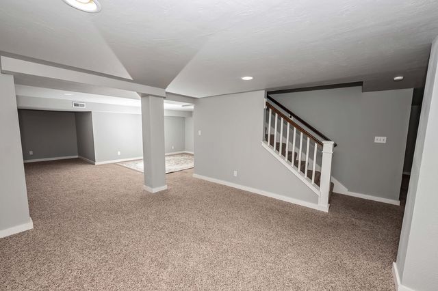 936 S Weller Avenue, Springfield, MO 65802