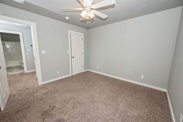 936 S Weller Avenue, Springfield, MO 65802