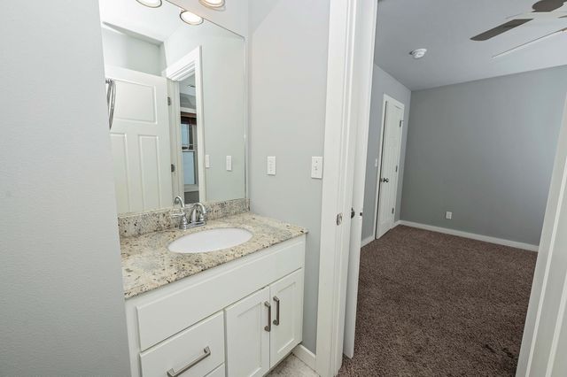 936 S Weller Avenue, Springfield, MO 65802