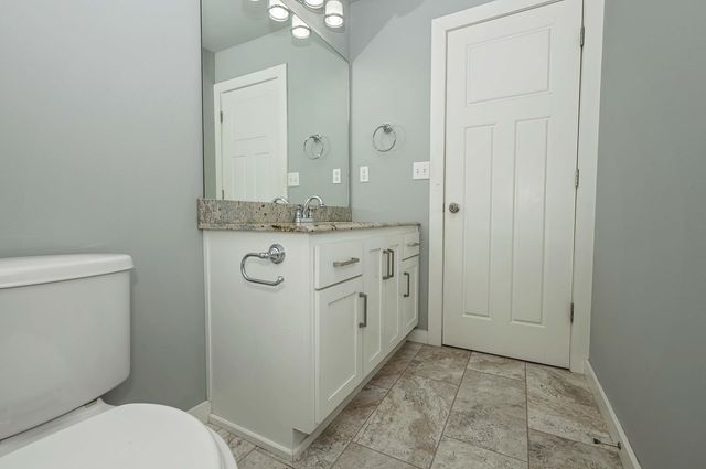 936 S Weller Avenue, Springfield, MO 65802