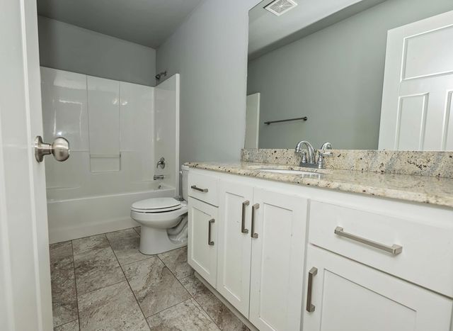 936 S Weller Avenue, Springfield, MO 65802