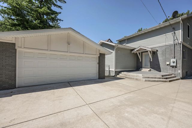 936 S Weller Avenue, Springfield, MO 65802