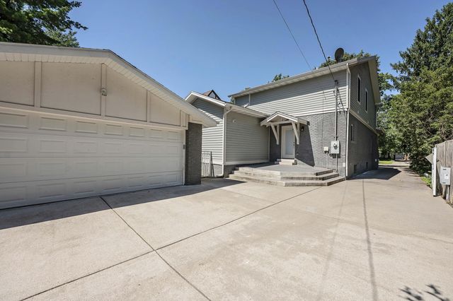 936 S Weller Avenue, Springfield, MO 65802