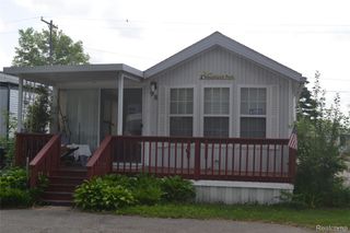 1140 S Ortonville Rd Unit 98 Road, Brandon Charter Township, MI 48462