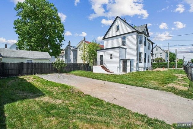 180 Stuyvesant Avenue, Kearny, NJ 07032