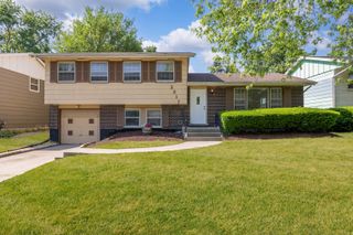 3317 Birchwood Drive, Hazel Crest, IL 60429