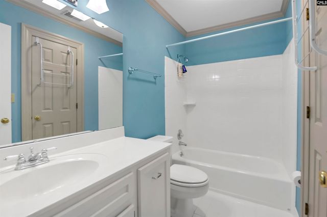 10 N Sweetbriar Lane, Columbia, SC 29223