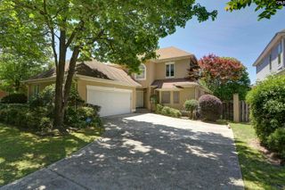 10 N Sweetbriar Lane, Columbia, SC 29223