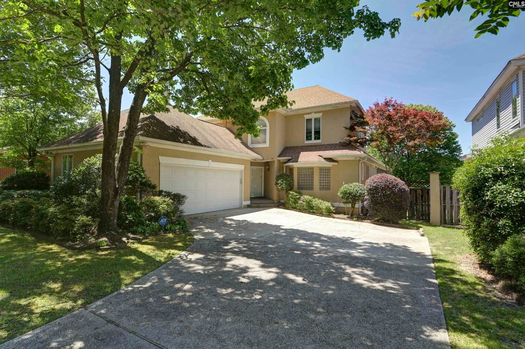 10 N Sweetbriar Lane, Columbia, SC 29223