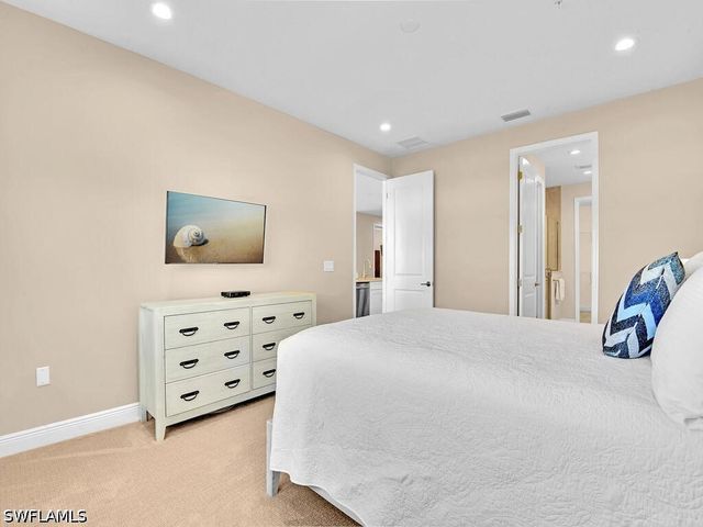 2561 Seychelles DR 308, Naples, FL 34112