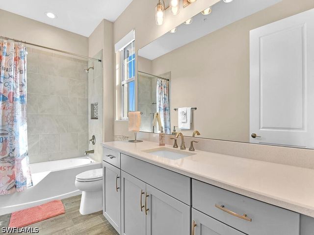 2561 Seychelles DR 308, Naples, FL 34112