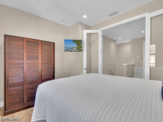 2561 Seychelles DR 308, Naples, FL 34112