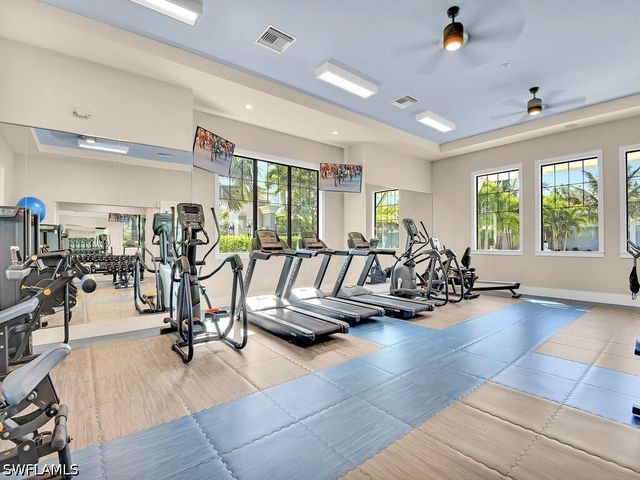 2561 Seychelles DR 308, Naples, FL 34112