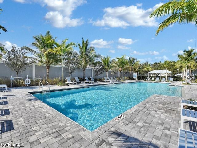 2561 Seychelles DR 308, Naples, FL 34112