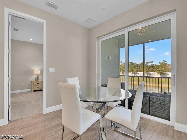 2561 Seychelles DR 308, Naples, FL 34112