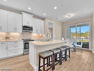 2561 Seychelles DR 308, Naples, FL 34112