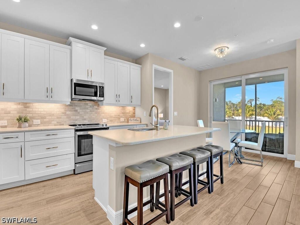 2561 Seychelles DR 308, Naples, FL 34112