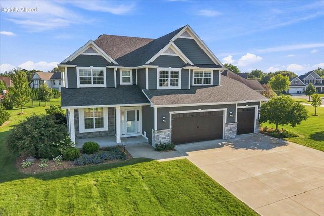 1815 E Lilac LANE, Oak Creek, WI 53154