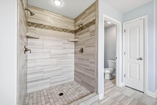 1815 E Lilac LANE, Oak Creek, WI 53154
