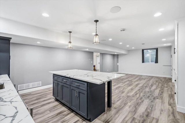 1815 E Lilac LANE, Oak Creek, WI 53154
