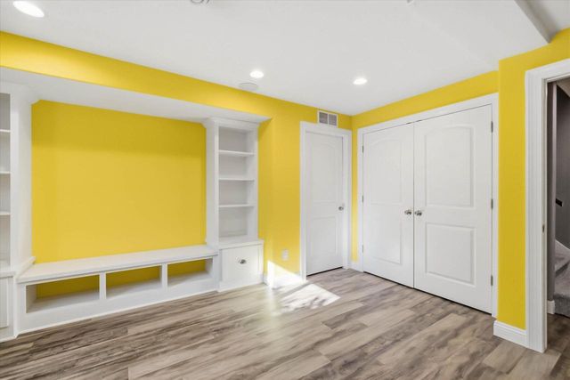 1815 E Lilac LANE, Oak Creek, WI 53154