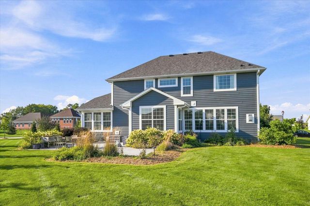 1815 E Lilac LANE, Oak Creek, WI 53154