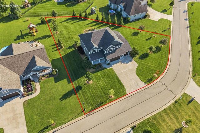 1815 E Lilac LANE, Oak Creek, WI 53154
