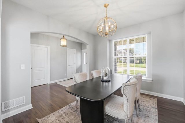 1815 E Lilac LANE, Oak Creek, WI 53154