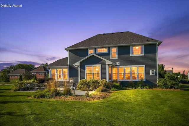 1815 E Lilac LANE, Oak Creek, WI 53154