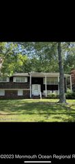 416 Brookside Avenue, Oakhurst, NJ 07755
