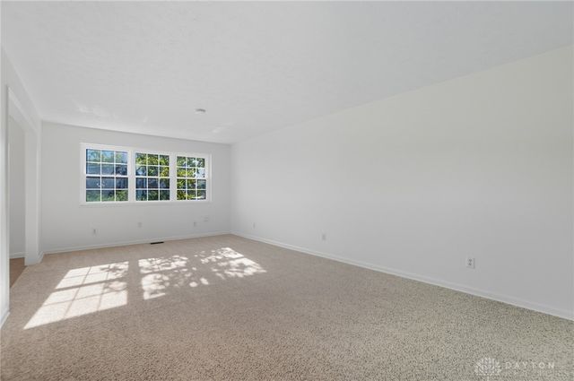 1553 Roamont Drive, Centerville, OH 45459