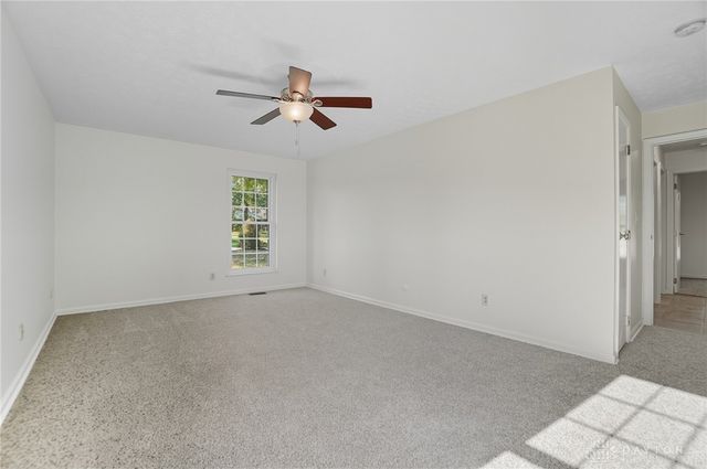 1553 Roamont Drive, Centerville, OH 45459