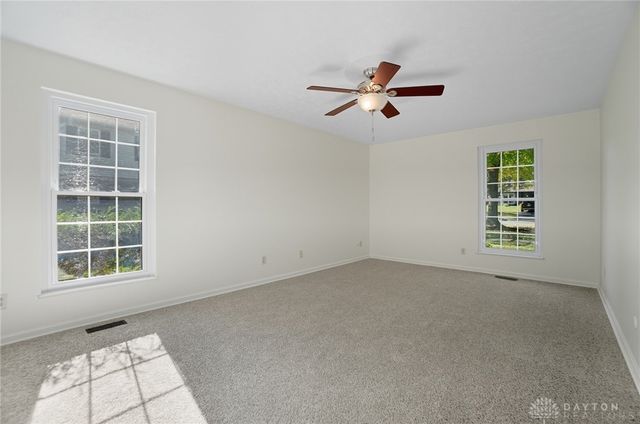 1553 Roamont Drive, Centerville, OH 45459