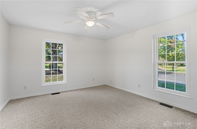 1553 Roamont Drive, Centerville, OH 45459