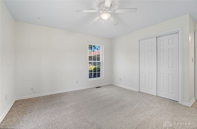 1553 Roamont Drive, Centerville, OH 45459