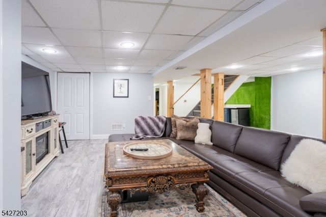 19 Highview Ter, Cedar Grove Twp., NJ 07009