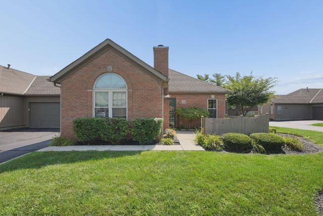 2395 Hooverside Lane, Grove City, OH 43123