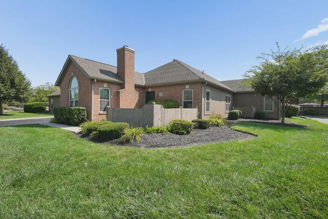 2395 Hooverside Lane, Grove City, OH 43123