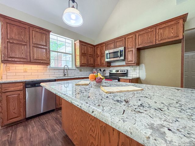 134 Maderas, Seguin, TX 78155