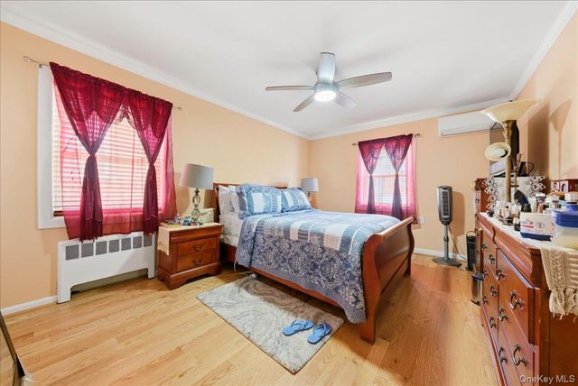 2752 Fish Avenue, Bronx, NY 10469