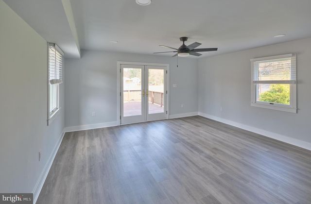 4325 LEHNENBERG RD, Riegelsville, PA 18077