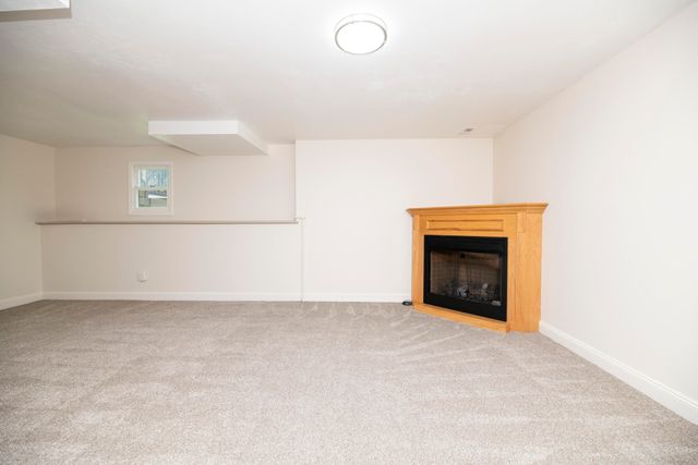 6303 S OLD VILLAGE RD, Columbia, MO 65203